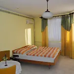 Casa de hóspedes Karavan Panzio Kecskemét