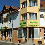 Karavan Panzio Casa de hóspedes Kecskemét